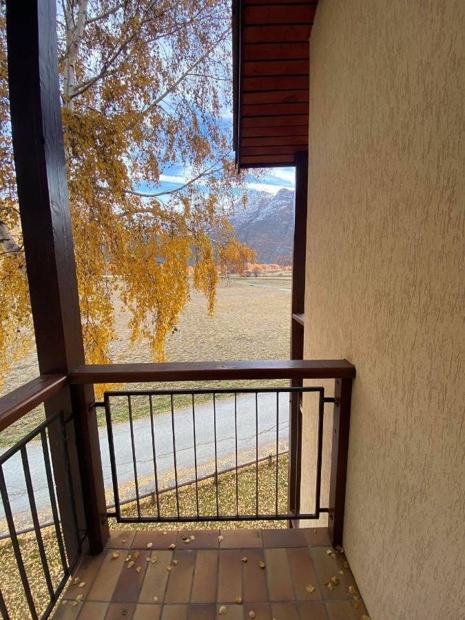 Parenthese A La Montagne Apartment Бюсон Екстериор снимка